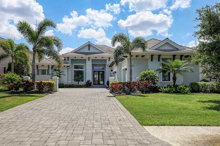 16222 Daysailor Trl Lakewood Ranch, FL 34202