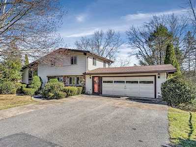61 Fort Meadow Drive Hudson, MA 01749