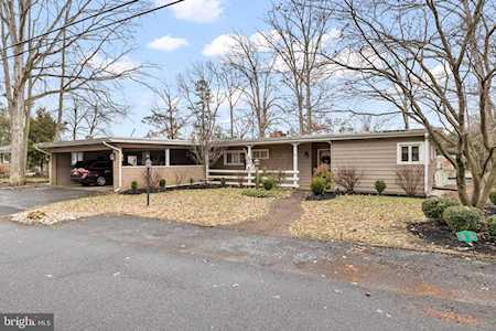 13 N Lakeside Dr W Medford, NJ 08055