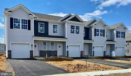 188 Mazzeo Dr Glassboro, NJ 08028