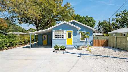 719 35th St W Bradenton, FL 34205