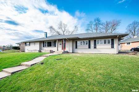3721 N Lynnwood Place Peoria, IL 61614