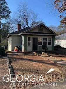 9 Lakeview Drive SE Atlanta, GA 30317