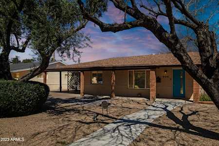 930 E San Juan Avenue Phoenix, AZ 85014