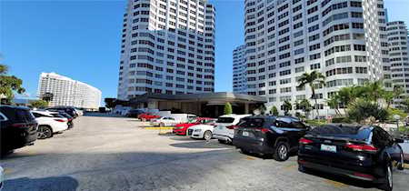 999 Brickell Bay Dr #1911 Miami, FL 33131