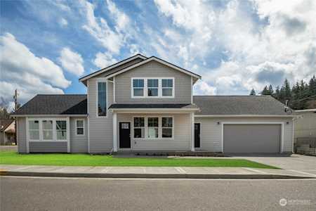 202 Albert St Wilkeson, WA 98396