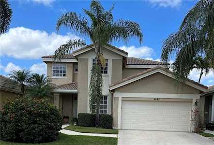 8287 Quail Meadow Way West Palm Beach, FL 33412