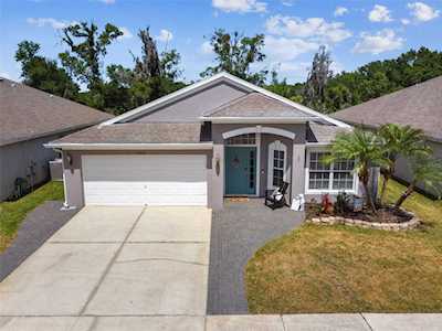 5852 War Admiral Dr Wesley Chapel, FL 33544