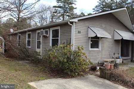 20 Andrea Ct Sicklerville, NJ 08081