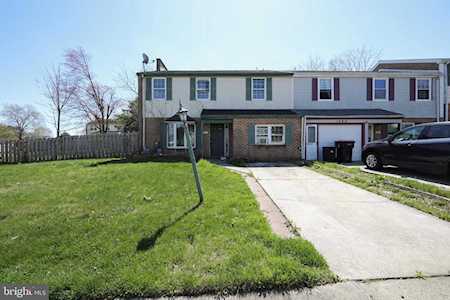 1600 Lawncrest Ln Clementon, NJ 08021