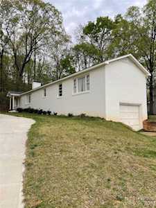 8621 Terra Cotta Rd Charlotte, NC 28215