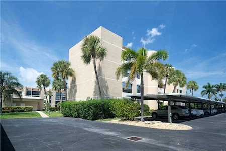 3462 NE Causeway Blvd #18-301 Jensen Beach, FL 34957