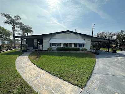 6658 Brentwood Dr NE Winter Haven, FL 33881