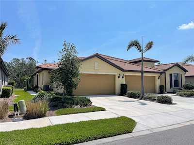 2500 Daisy Dr North Port, FL 34289