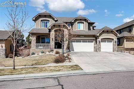 10132 Oak Knoll Terrace Colorado Springs, CO 80920