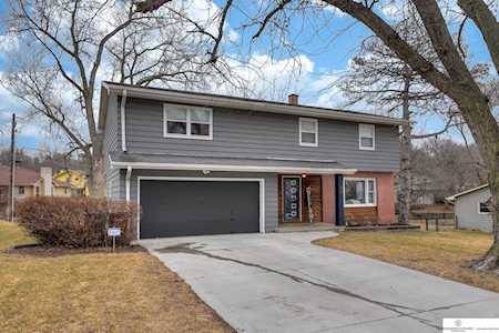 105 Lorraine Dr Bellevue, NE 68005