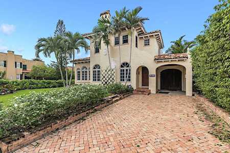 2203 N Federal Highway Lake Worth Beach, FL 33460