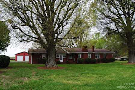 1192 Coddle Creek Rd Mooresville, NC 28115