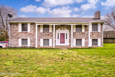1638 Dale Ln Fisherville, KY 40023