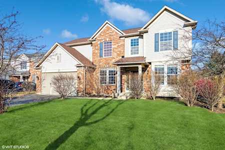 3951 Georgetown Circle Algonquin, IL 60102