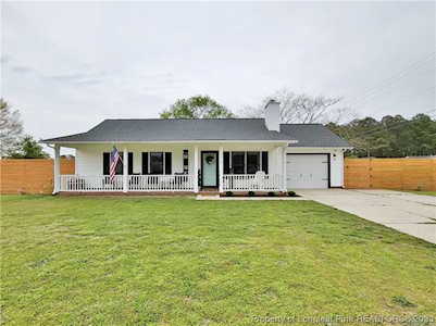 179 Eulon Loop Raeford, NC 28376