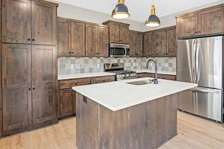 2889 Eastview Court Anoka, MN 55303