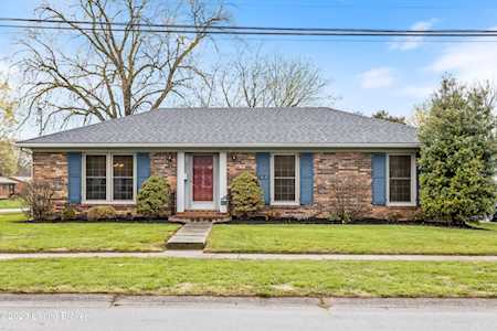 4112 Graf Dr Louisville, KY 40220