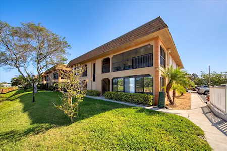 10194 Seminole Island Dr #10194 Largo, FL 33773