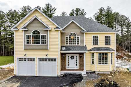 5 Airley Ave Nashua, NH 03062