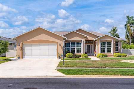 122 San Remo Dr Edgewater, FL 32141