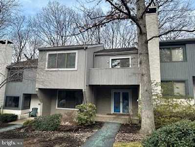 1506 Woodledge Circle State College, PA 16803