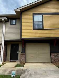741 White Dr Tallahassee, FL 32304