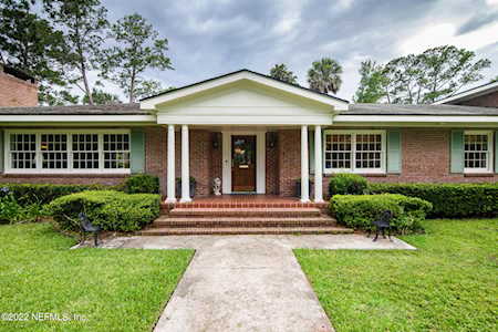 5012 Yacht Club RD Jacksonville, FL 32210