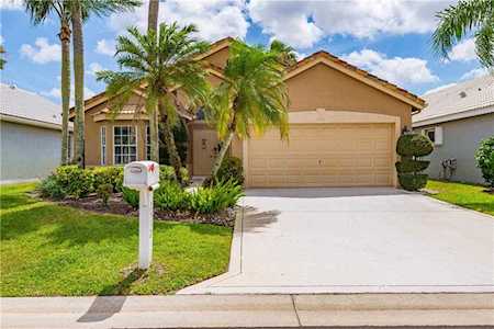 7532 Stirling Bridge Blvd Delray Beach, FL 33446