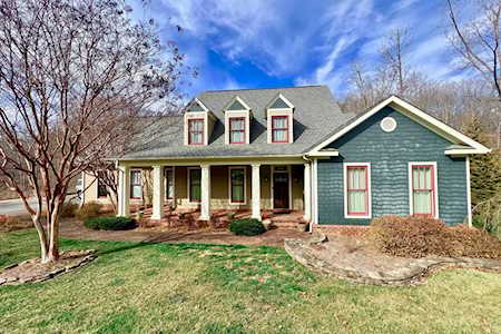 5435 Hunt Camp Roanoke, VA 24018