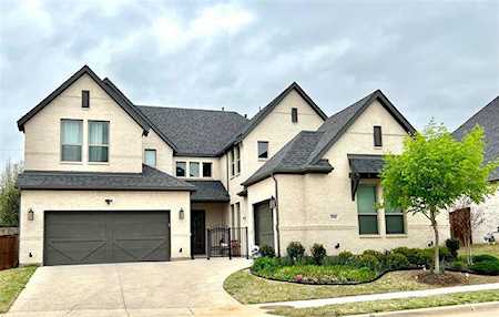 3900 Petrus Boulevard Colleyville, TX 76034