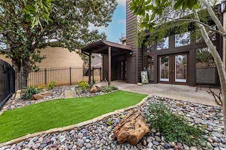 716 Oakwood Trail Fort Worth, TX 76112