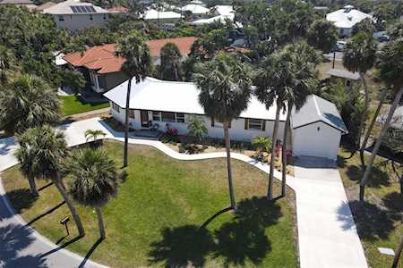 833 Laguna Dr Venice, FL 34285