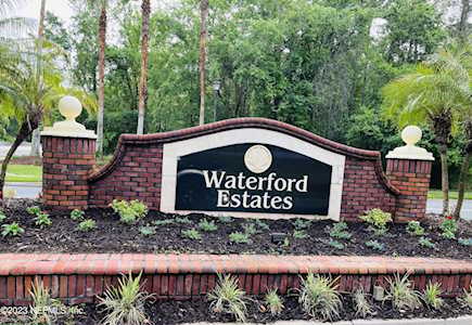 12129 Lake Fern DR Jacksonville, FL 32258