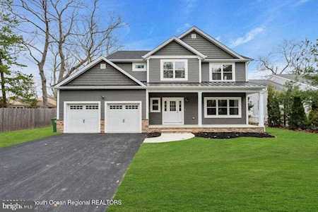 614 Pennsylvania Ave Pine Beach, NJ 08741