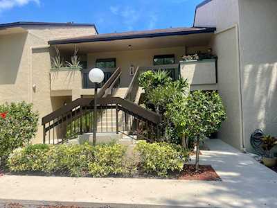 5021 Oak Hill Lane #126 Delray Beach, FL 33484