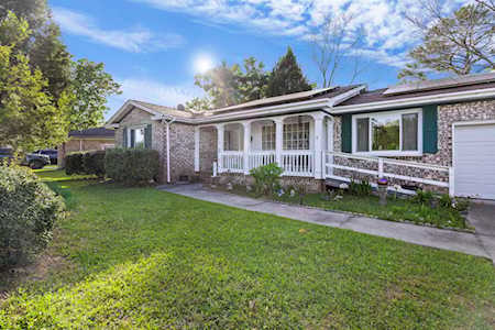 8618 Vistavia Rd North Charleston, SC 29406