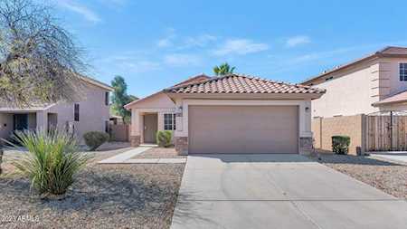 1379 E Stirrup Ln San Tan Valley, AZ 85143