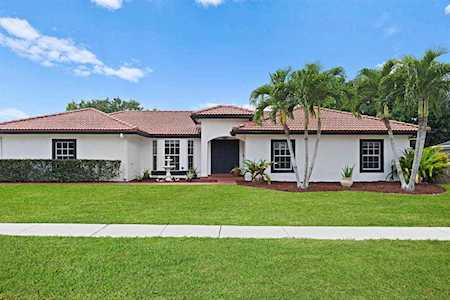 2945 Bolton Court Court Wellington, FL 33414