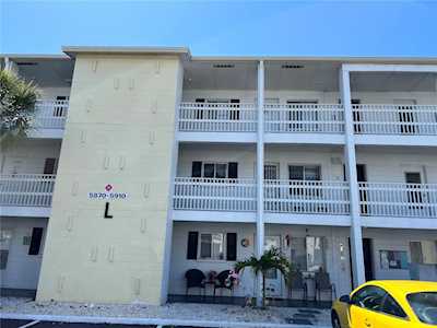 5902 Easy St #L33 Bradenton, FL 34207
