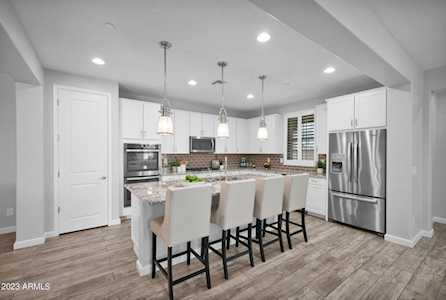 18502 N 94th Street Scottsdale, AZ 85255