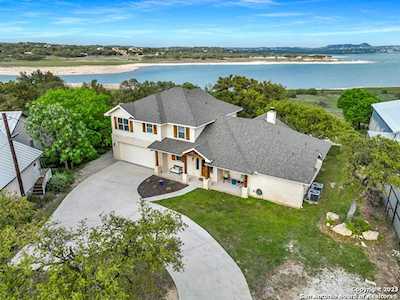 1105 Marine Cir Canyon Lake, TX 78133