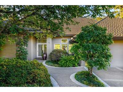 11 Nansen Smt Lake Oswego, OR 97035