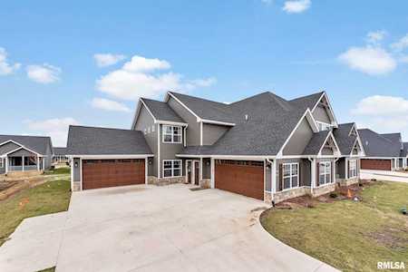3029 Shanes Way Bettendorf, IA 52722
