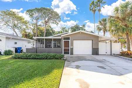 1800 Shore Acres Blvd NE St. Petersburg, FL 33703